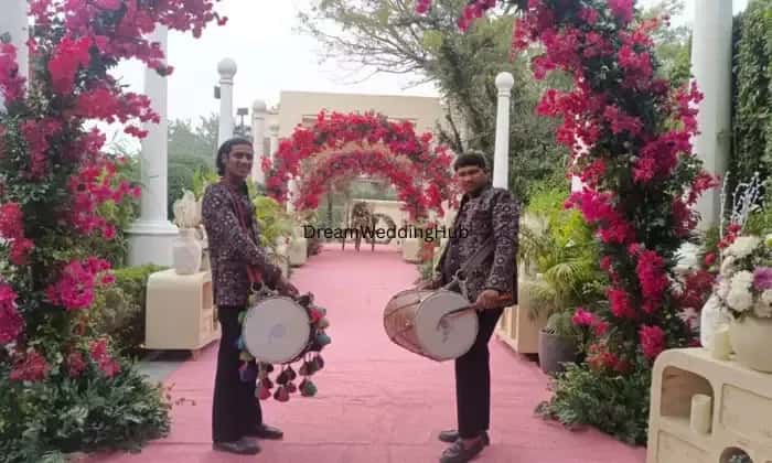 New Famous Musical Band Party