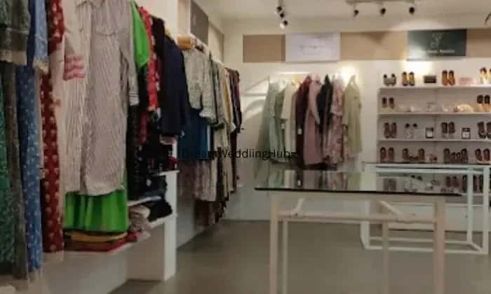 Qameez by Royal Robes