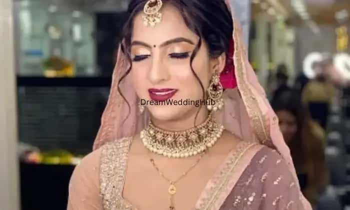 Anju Dalal Vipassana Makeup Artist