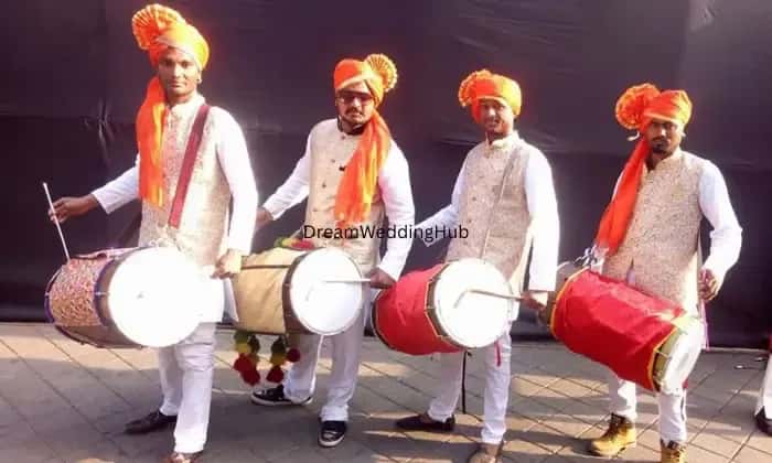 Super star popular band