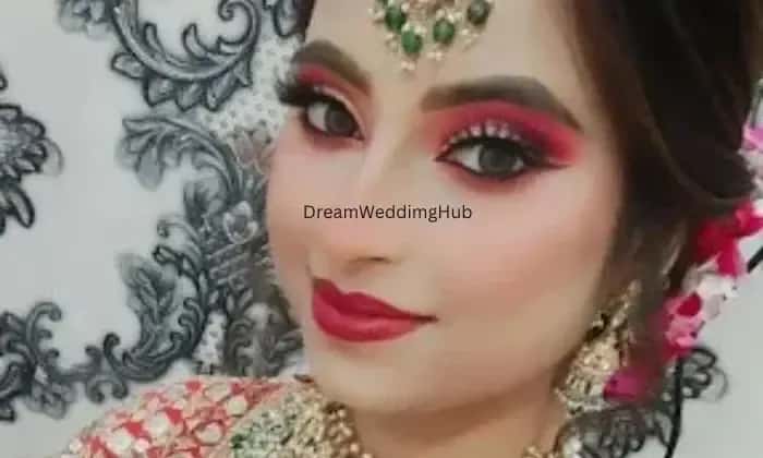 Shila Ladies Beauty Parlour