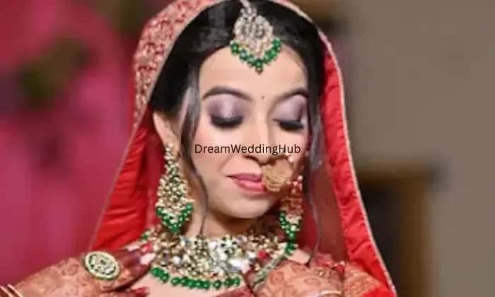 Styleo Unisex Salon and Makeup Studio