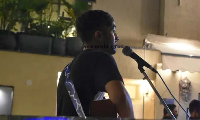 Deepanshu Live Music