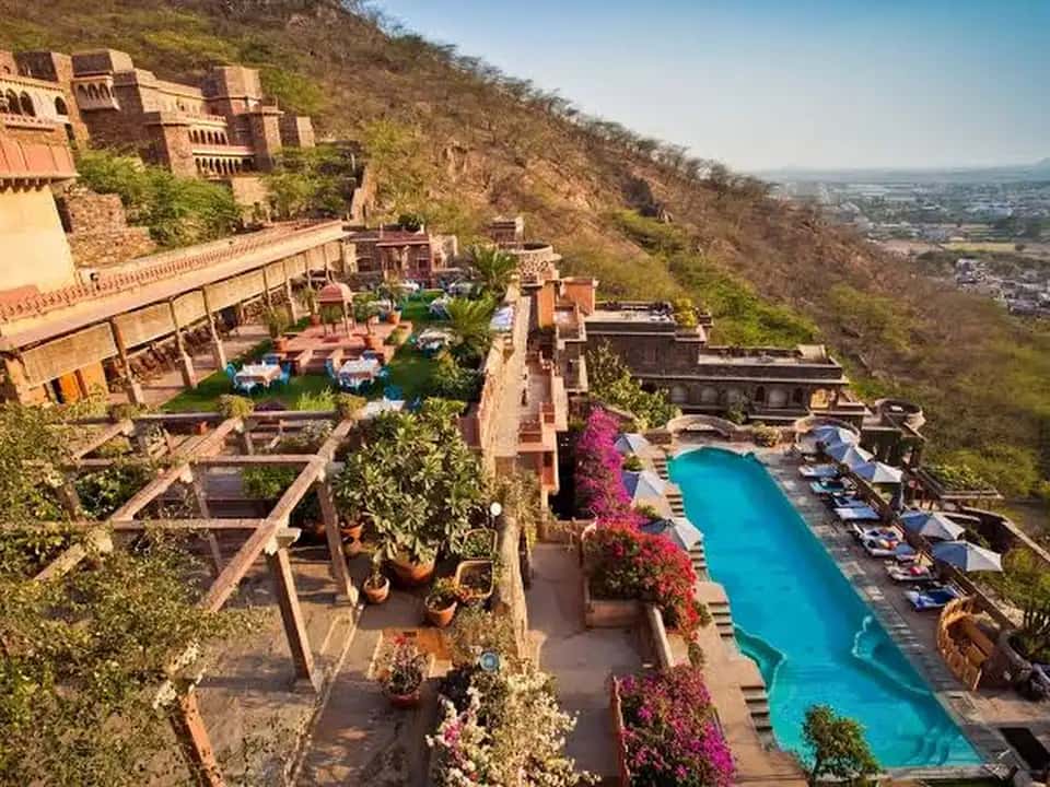 Neemrana Fort-Palace