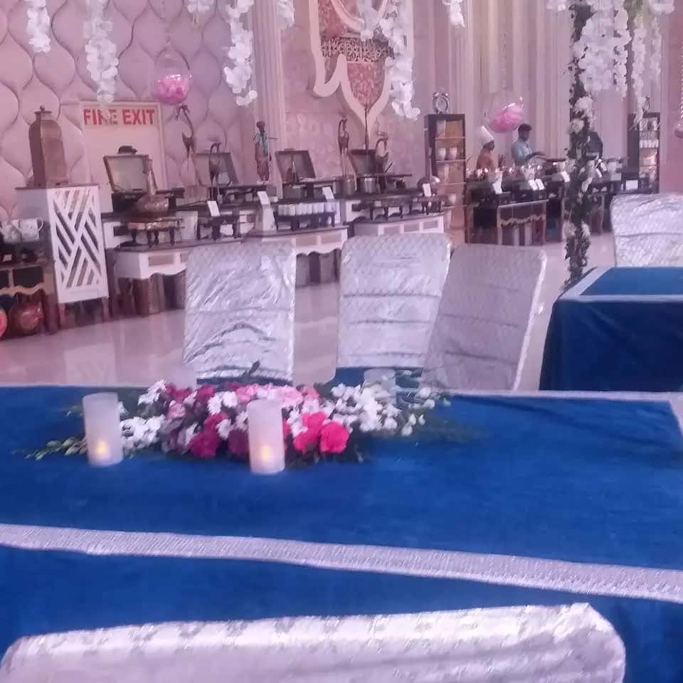 East Lawn Entertainment