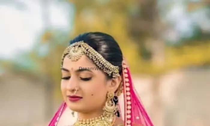 Madhurakshi Professional Makeup