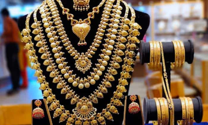 ATTUKAL FASHION JEWELLERS