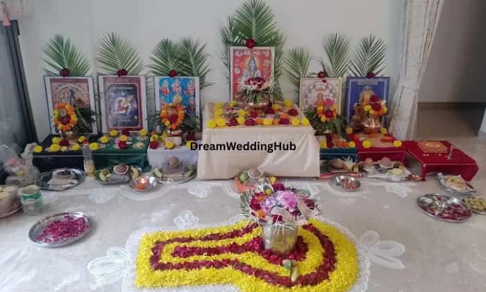 North Pandit Ji for Puja