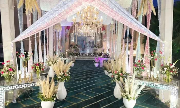 Club 9 By Golden Plate