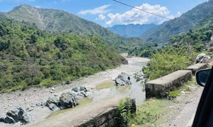 Life Line Tours & Travels Pvt.Ltd