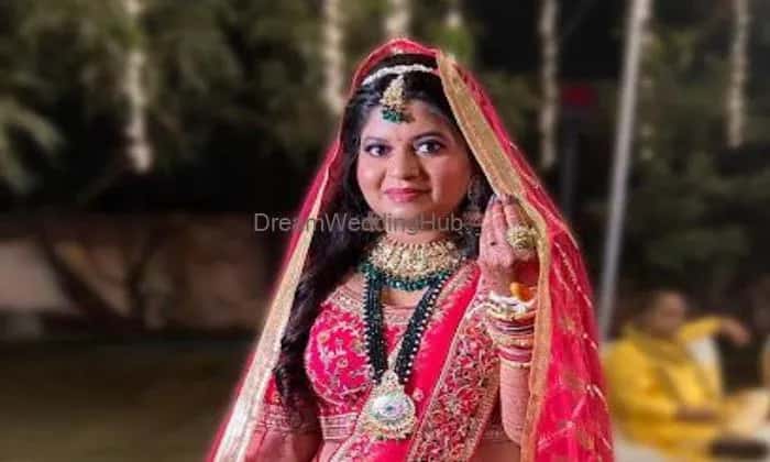 Look Awesome by Sonam