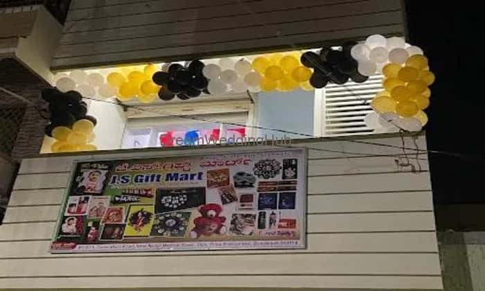 JS gift mart(personalised gifts)