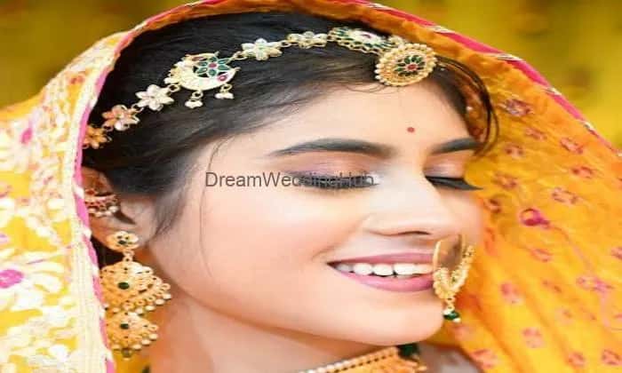 Ramp Salon and Academy-Make up Studio For Ladies in Kharghar-Hair & Beauty And Skin Care Salon Kharghar for Ladies