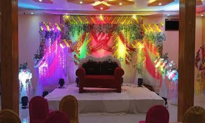 Prakash Banquet Hall And Lawn