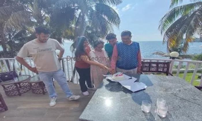 Emerald Tours and Travels