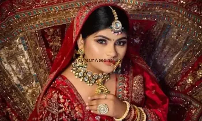 Meenakshi Beauty Salon