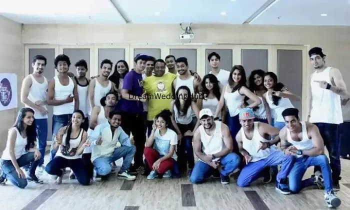 MAYANK DANCE STUDIO