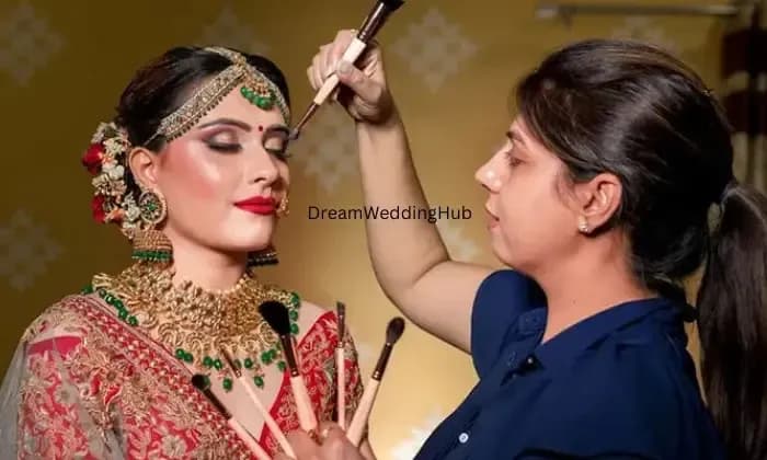 ELEVENTH MIRROR Hair