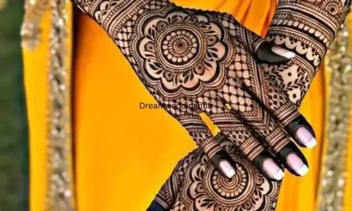 Naveen mehandi art