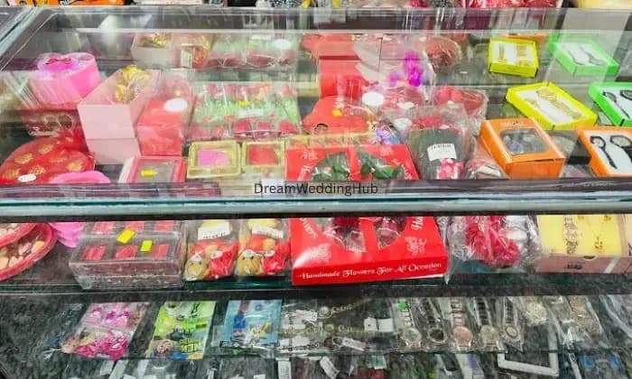 Aakarshan cosmetics  gift gallery