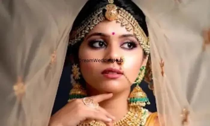 Lavish Makeup Studio