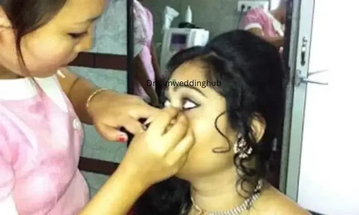 CHARMS BEAUTY CLINIC  SALON