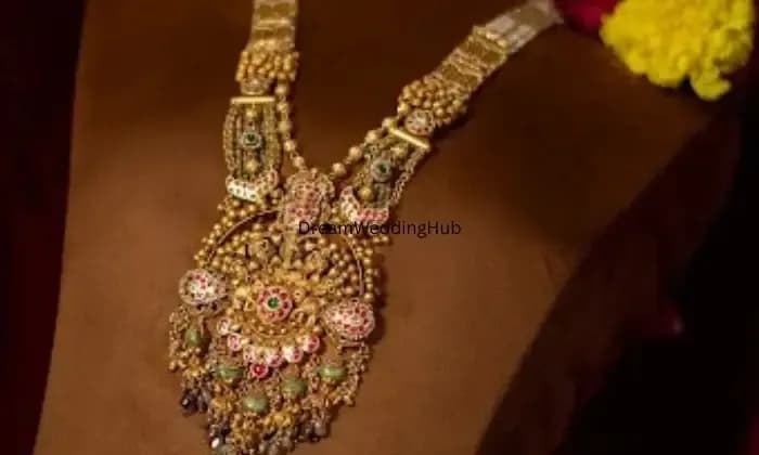 RADHE JEWELLERS anand
