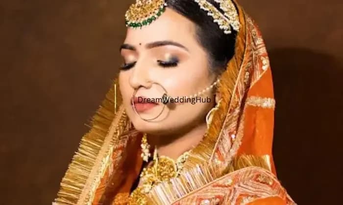 Khushi Makeup Studio