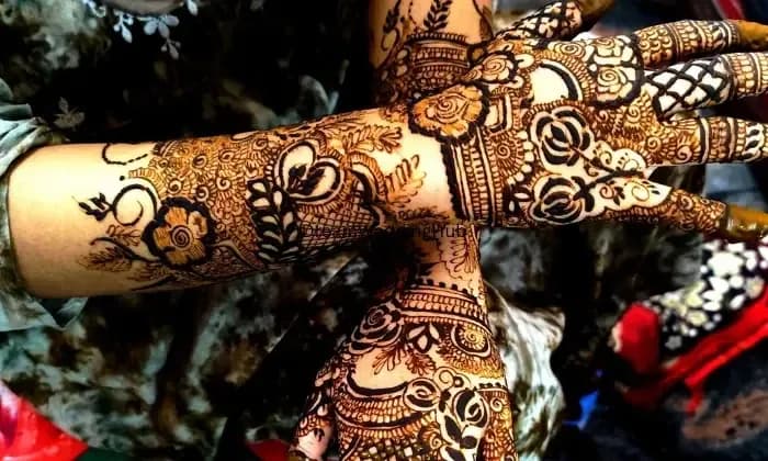 VK Mehandi and tattoo 