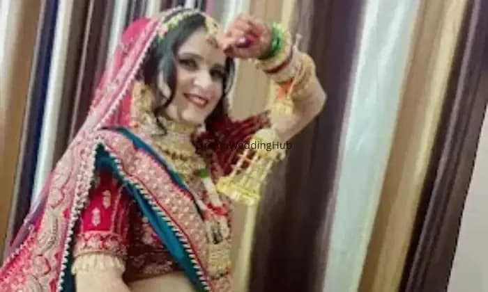 Look  Style Unisex saloon