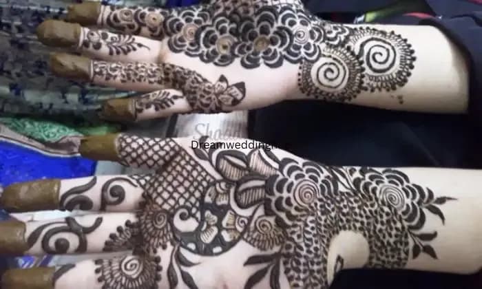 SADIKA MEHNDI ART