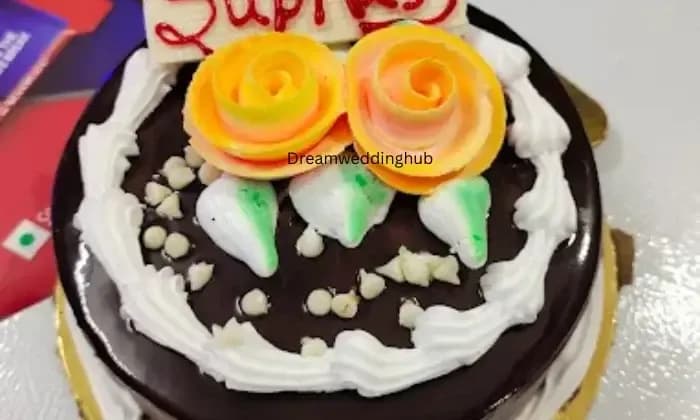 Manoj cake shop