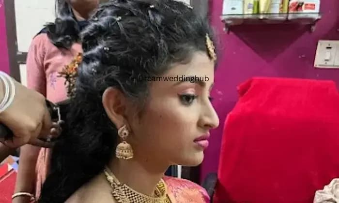 Neelus Beauty and spa