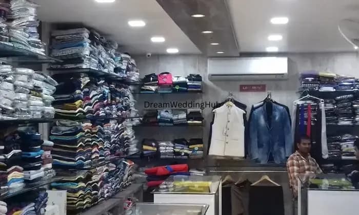 Shri Shubham Mens Wear
