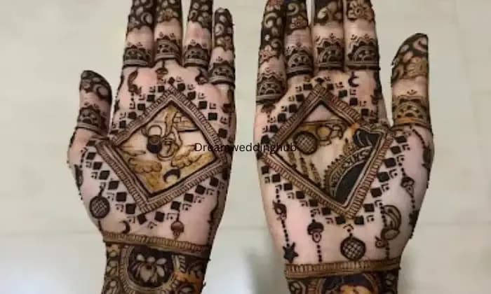 Ayesha Mehndi Art  Mehndi Class