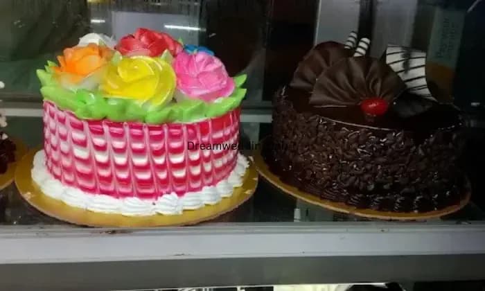Mannat Live Cake Shop
