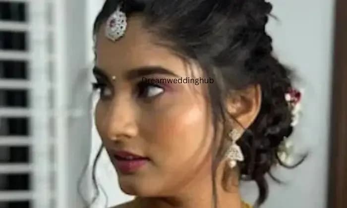 Chandna Gowda makeup Artist