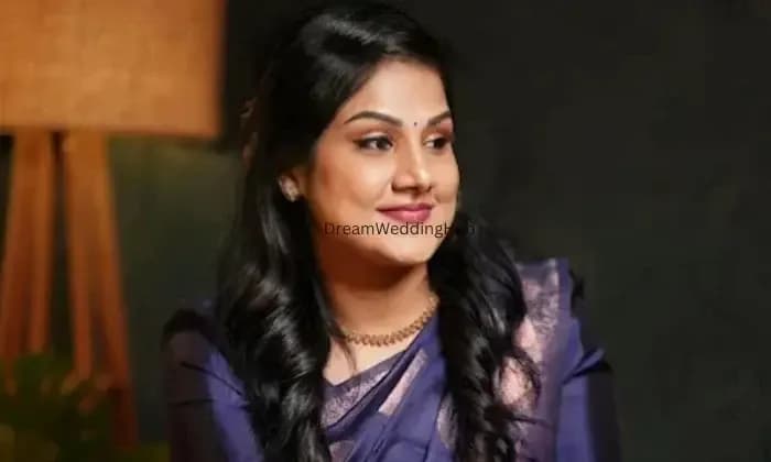 VIVIS CELEBRITY MAKEUP ARTIST