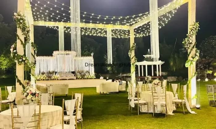 The Vintage Aarone Farms 