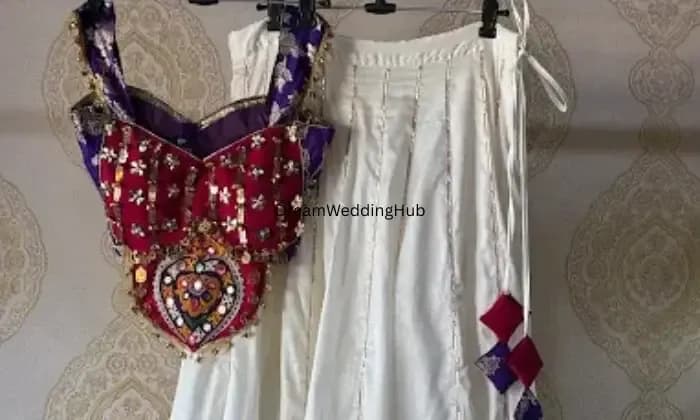 Kiasha Statement Clothing