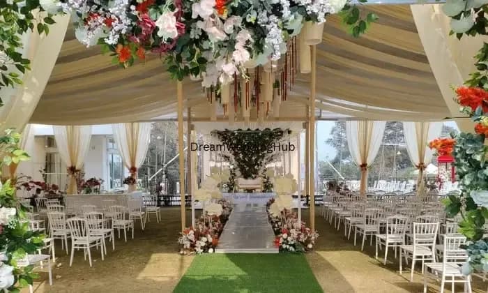 La Nicholas Dei Da Kine Resort