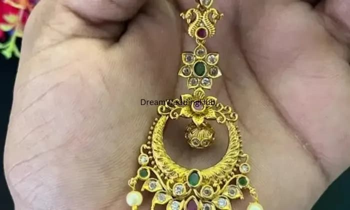 Mia by Tanishq kakinada