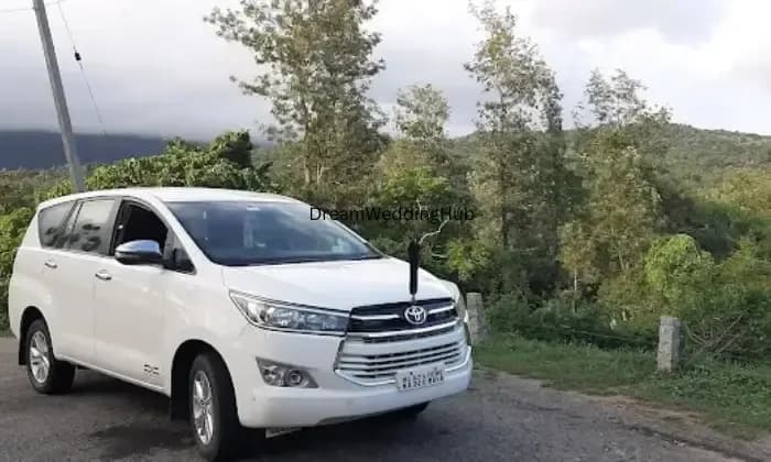 MGR Tour  Travels Innova