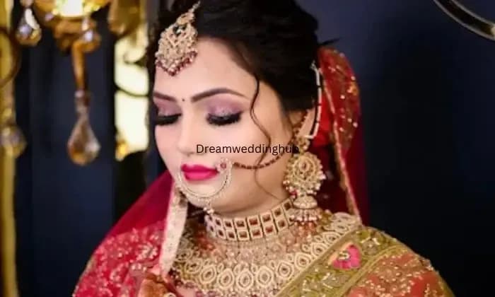 Dinaaz Hair And Beauty Studio