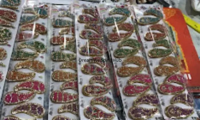 YOUNUS IMMITATION JEWELLERY