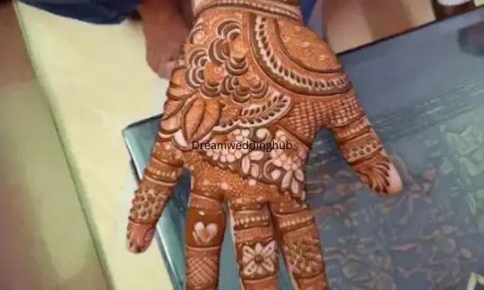 Gaurav mehandi art raipur