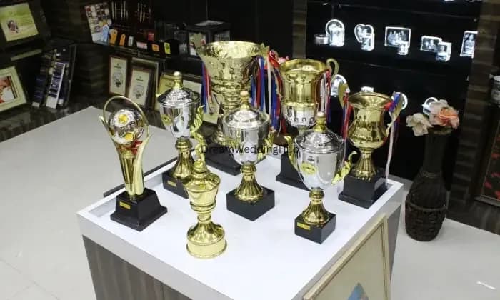 LandmarkPersonalised Gift Store