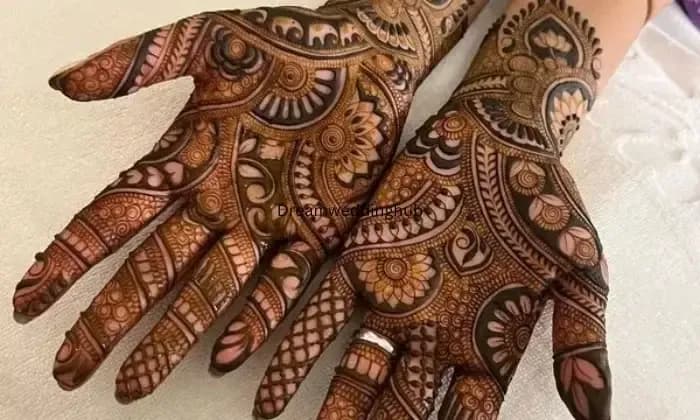 DHRUVI MEHENDI CREATIONS