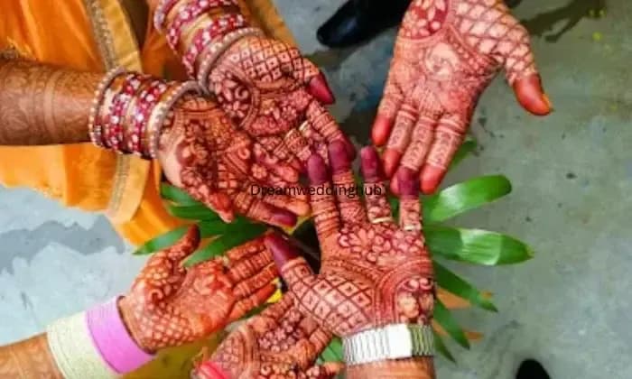 Deeksha Soni Mehendis