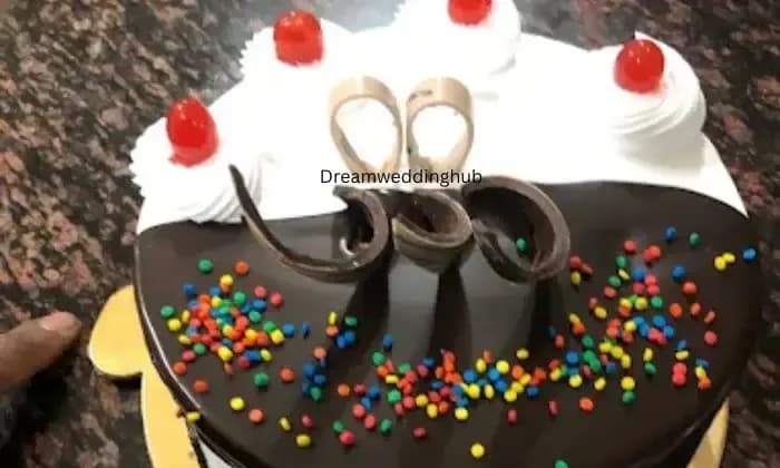 Shree Radhey Radhey Bakery